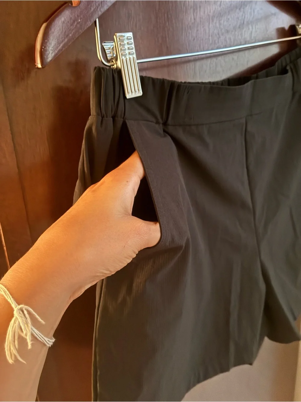 ODODOS Black Stretch Performance Shorts | Pull-On Pocket Shorts | Size M - Picture 4 of 5